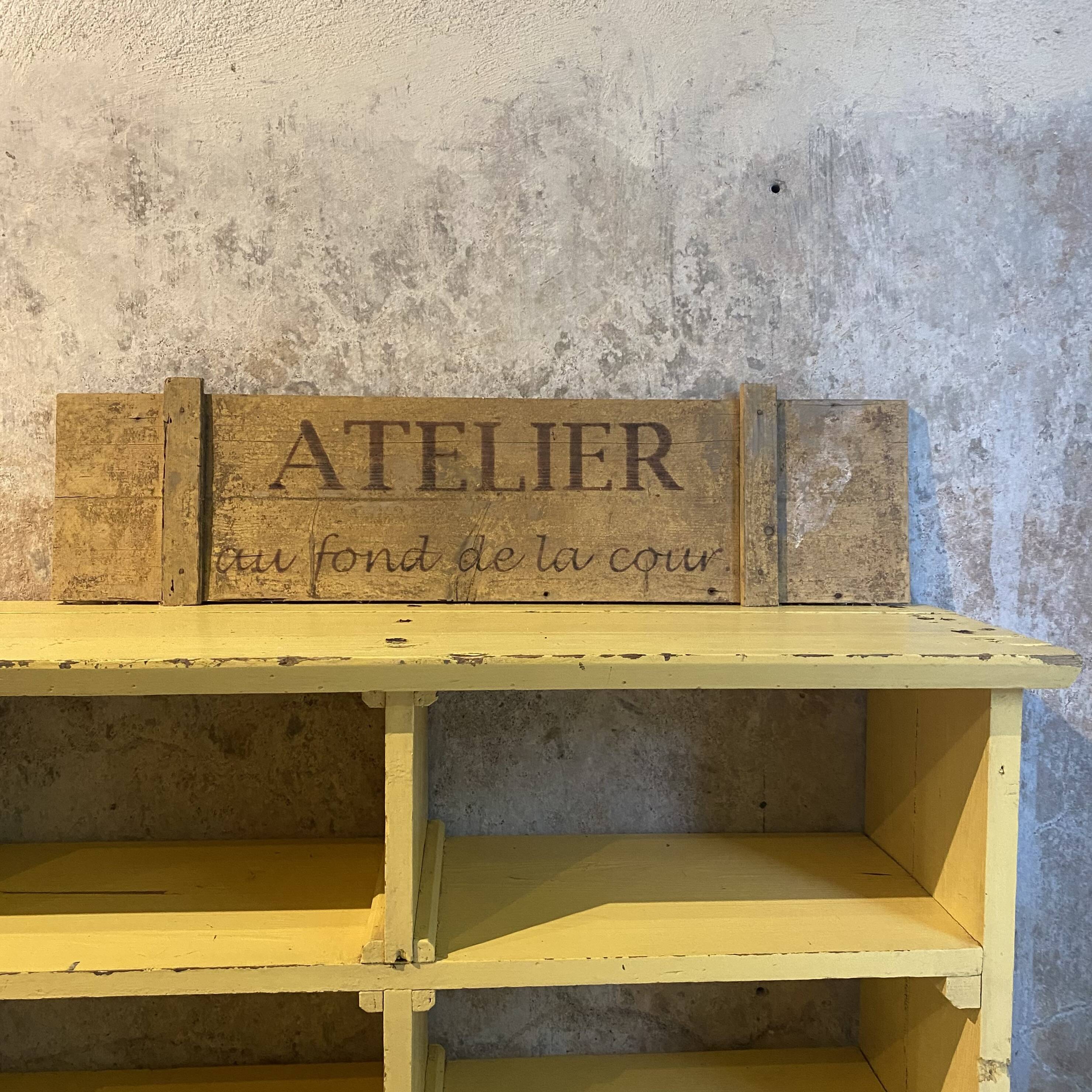 Meuble de métier, casier