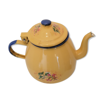 Tea pot in email