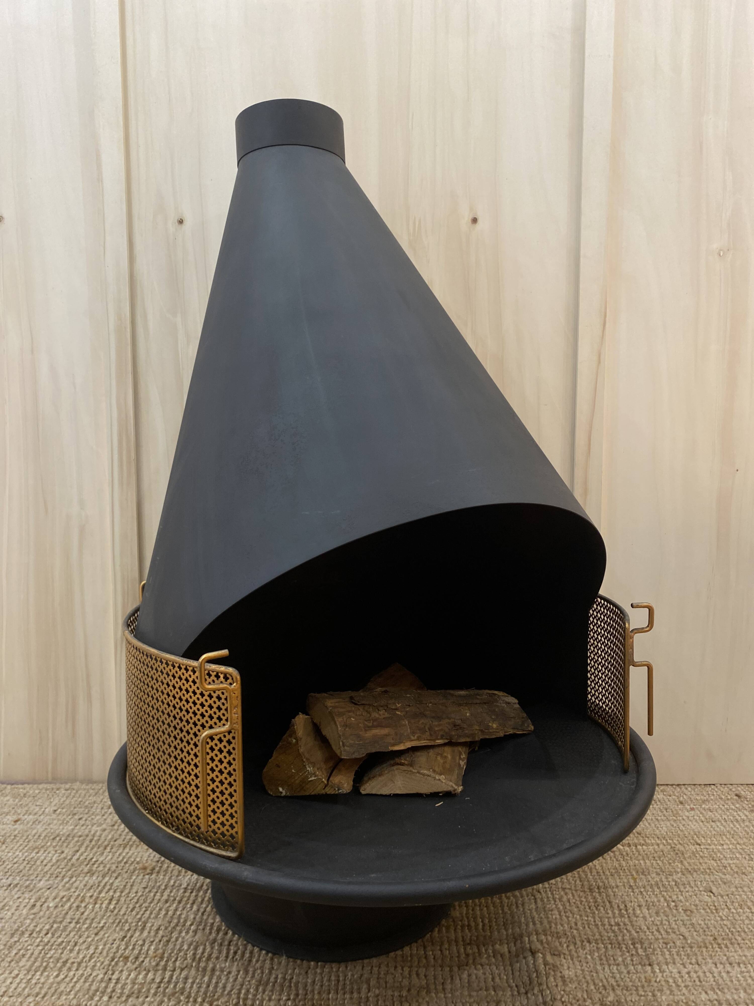 Open fireplace - 1970s