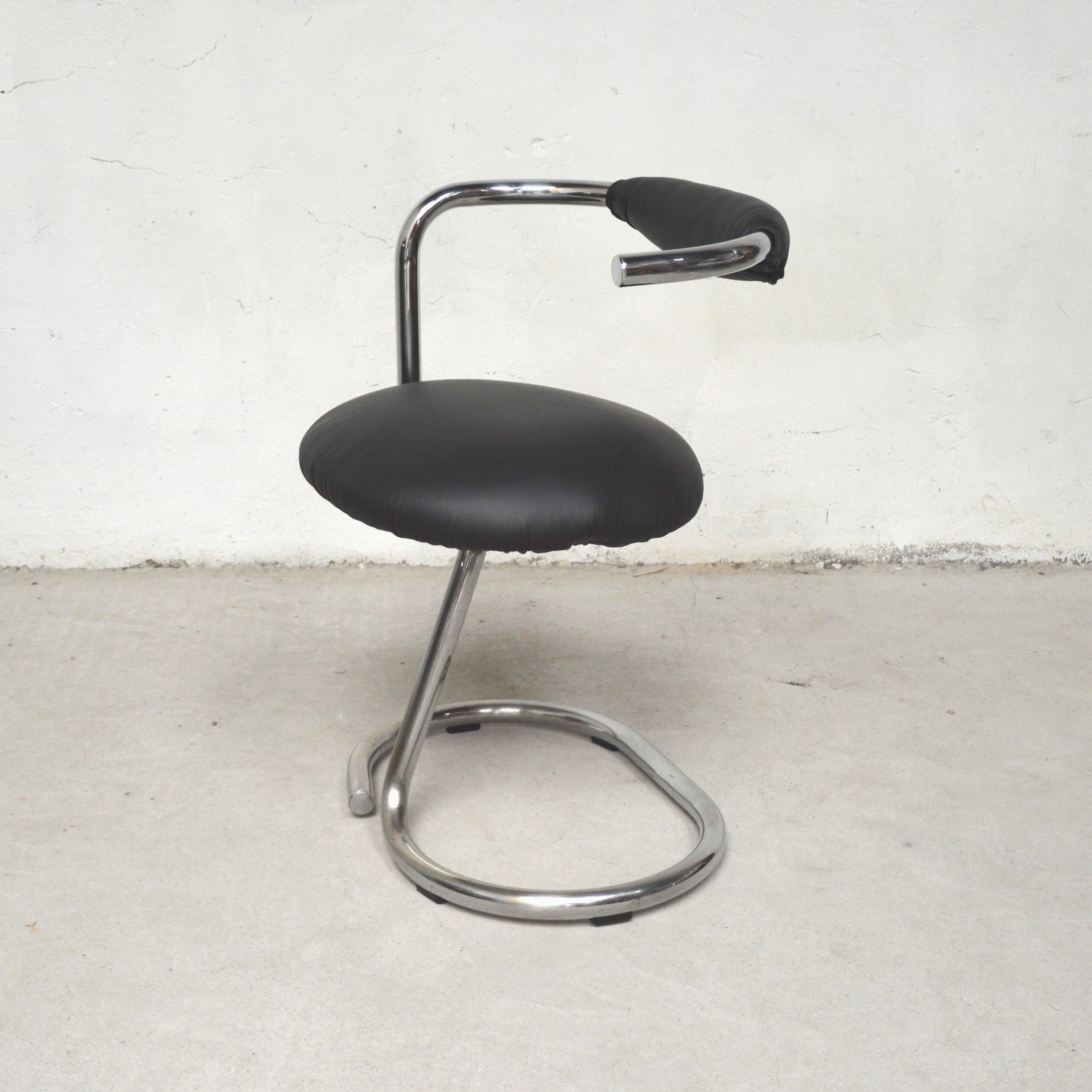 4 chaises Cobra par Giotto Stoppino, 1960