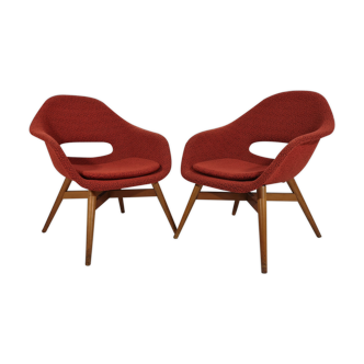 Ensemble de 2 fauteuils coque de Miroslav Navratil, années 1960