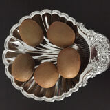 Plat en inox forme coquillage