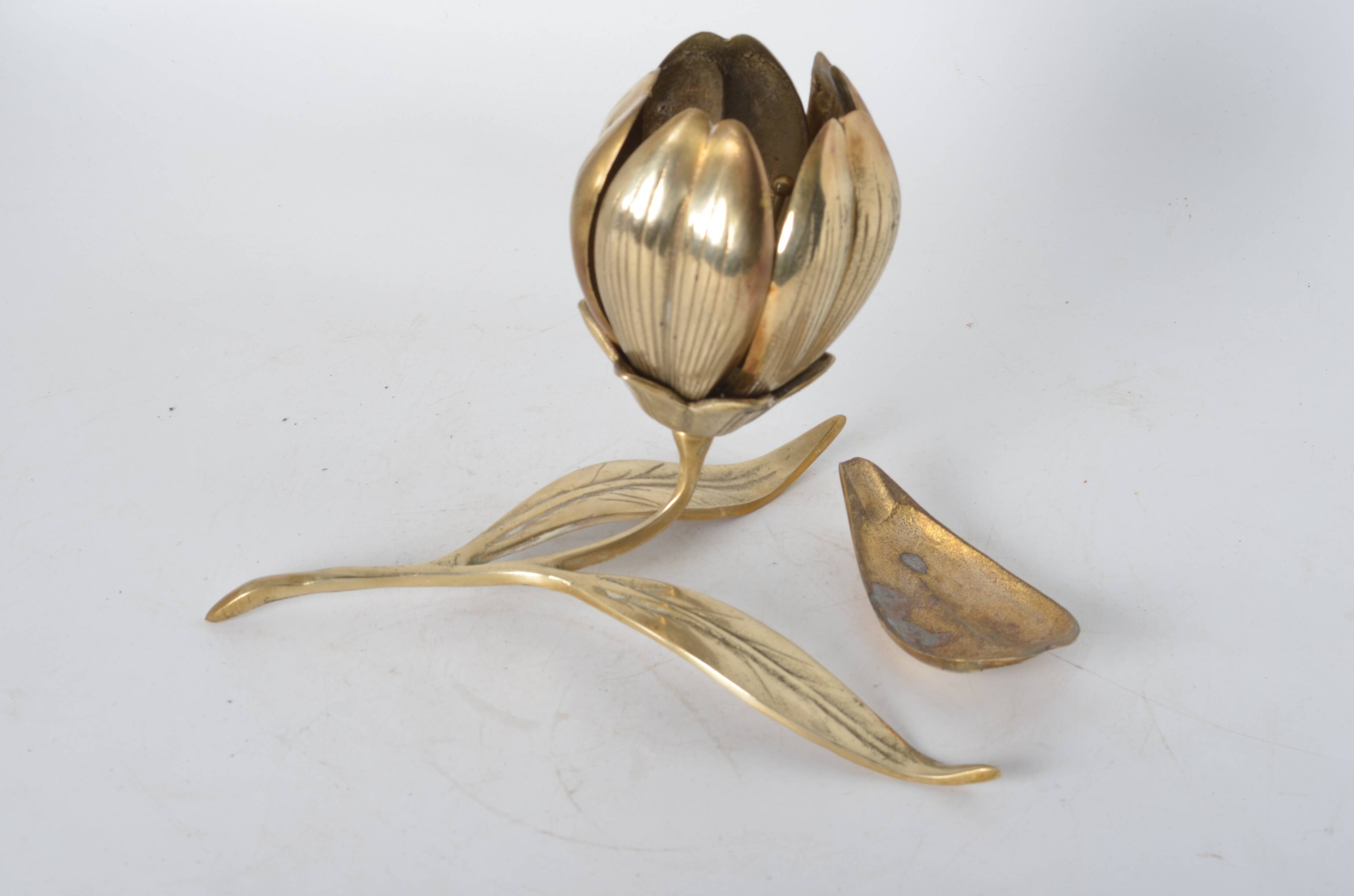 Brass flower ashtray