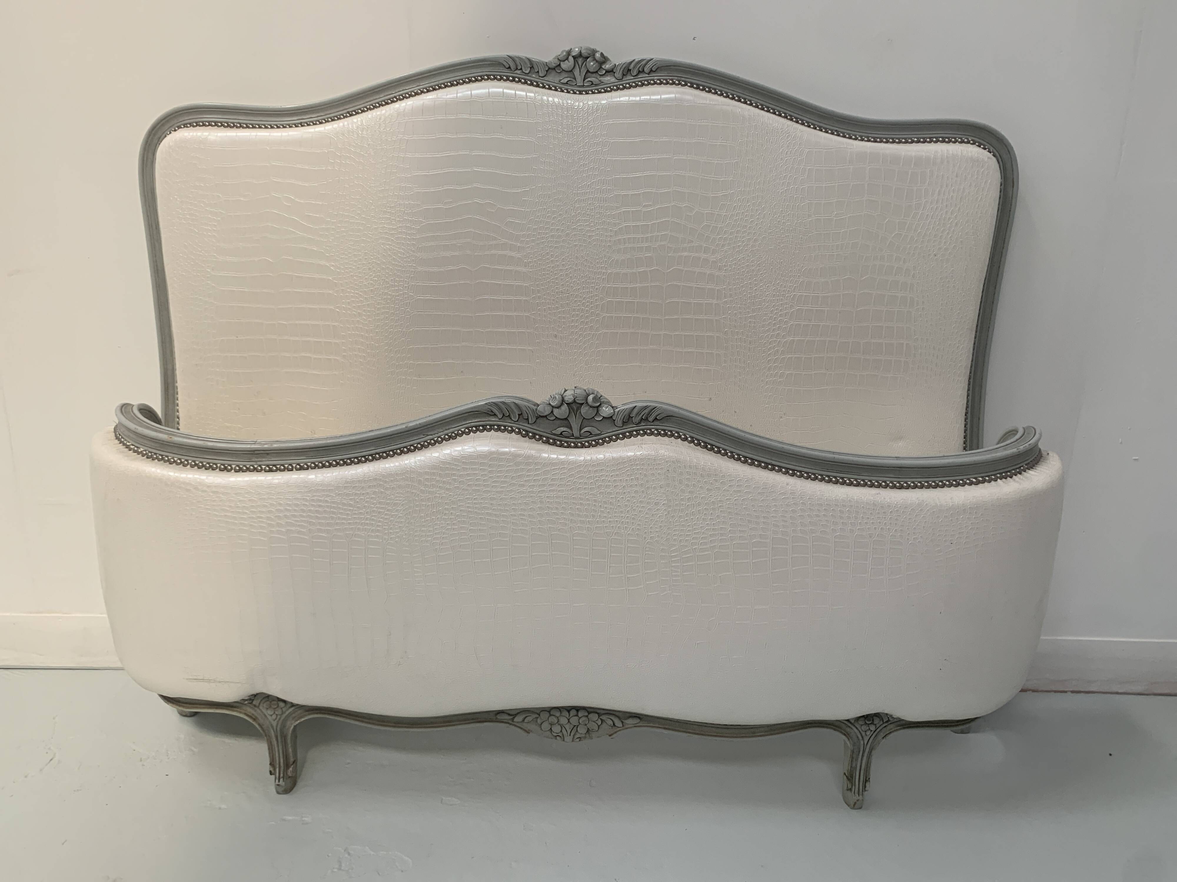 Louis XV style basket bed in patinated beech, 20th century