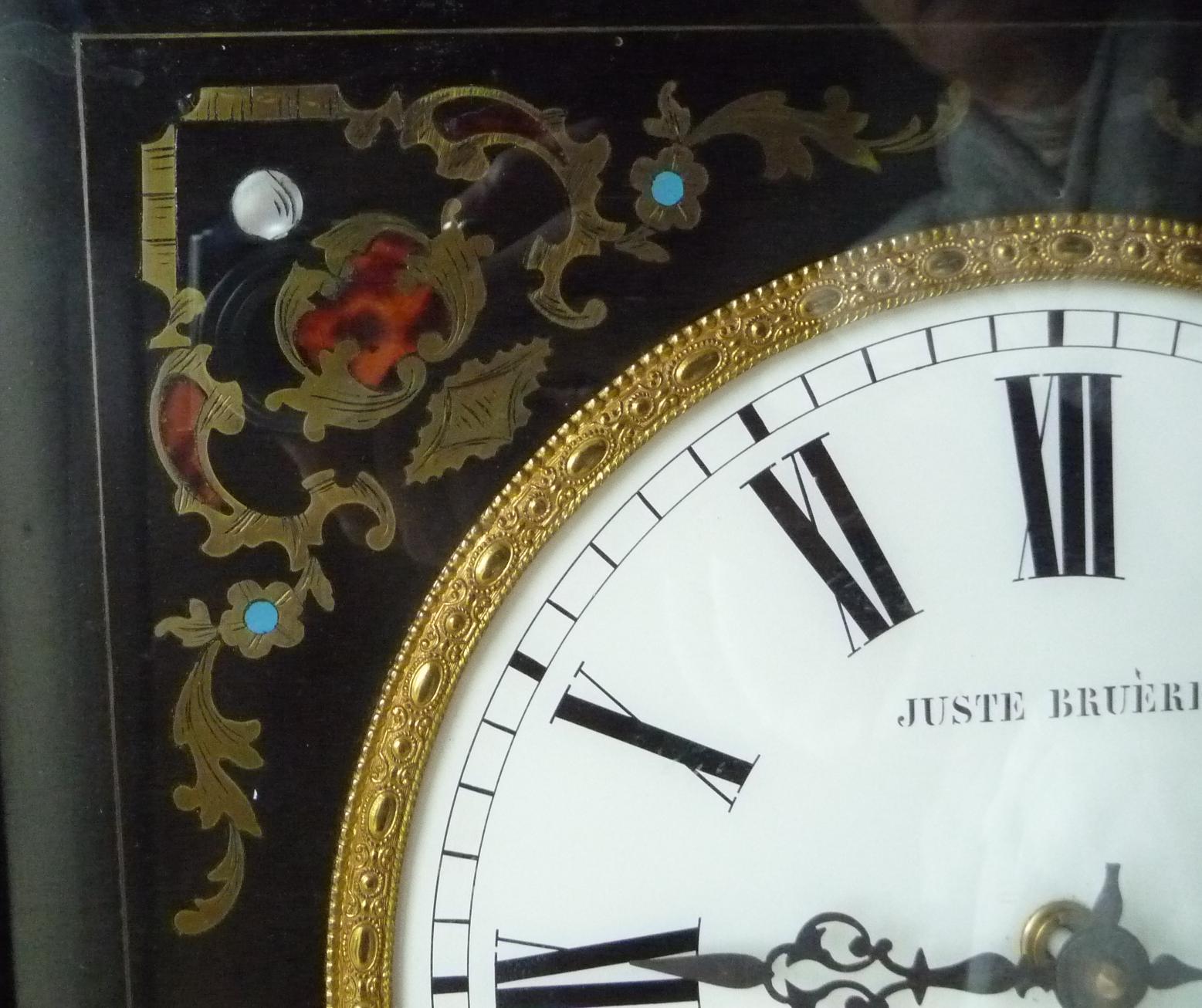 Napoleon III beef eye pendulum