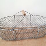 Metal wire basket