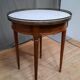 Table ronde dessus marbre