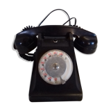 Black bakelite telephone