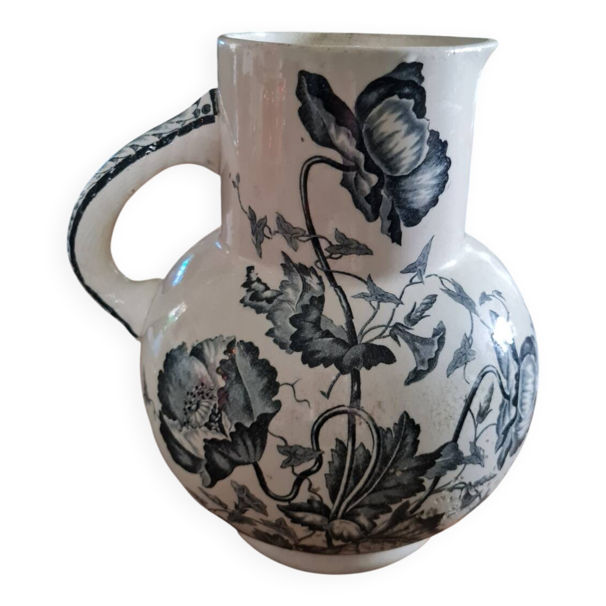 Broc de toilette en terre de fer Longchamp Pavots bleu-gris Fin XIXe