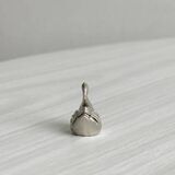 Metal swan name holders