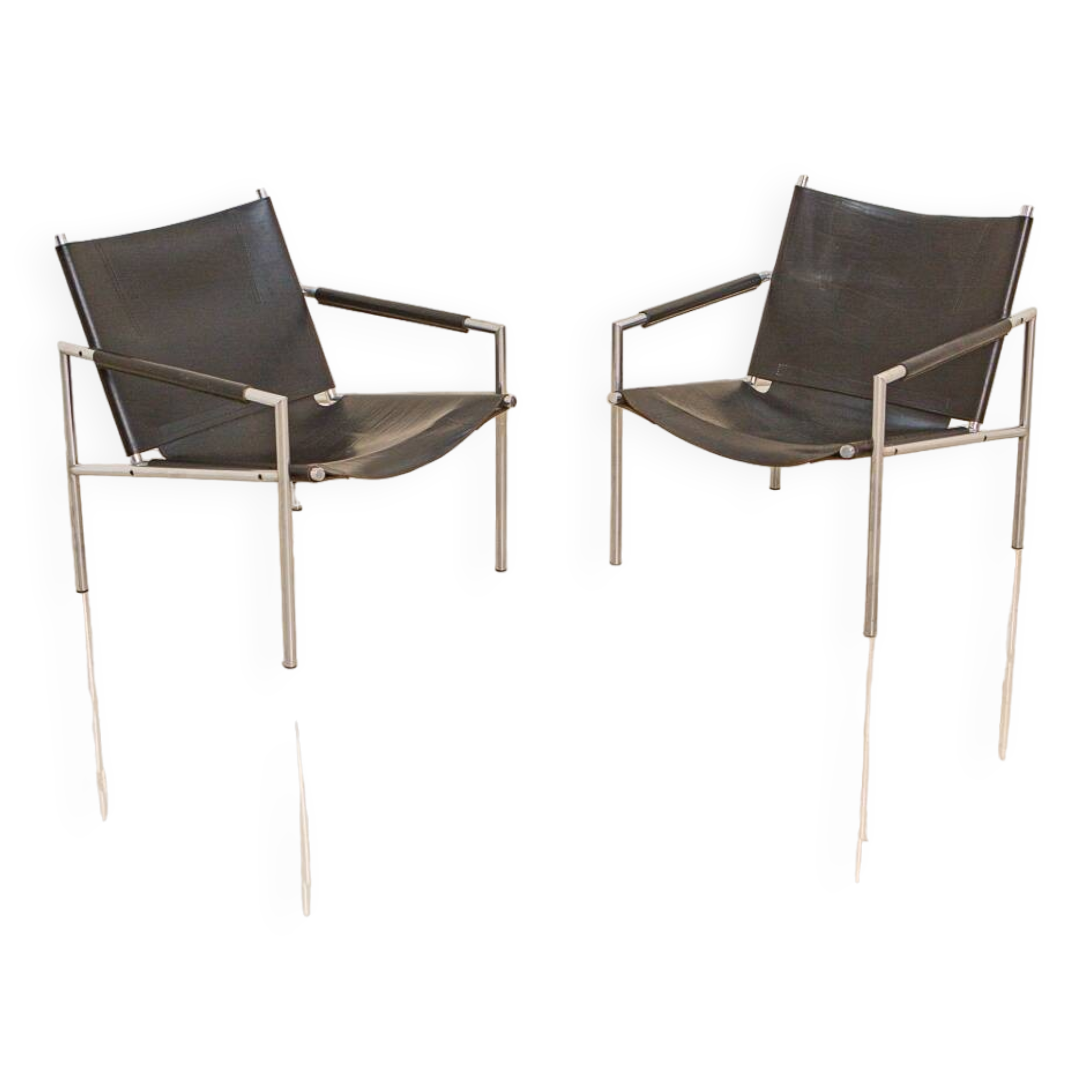 Pair of "SZ02" black leather armchairs by Martin Visser for Spectrum 60's