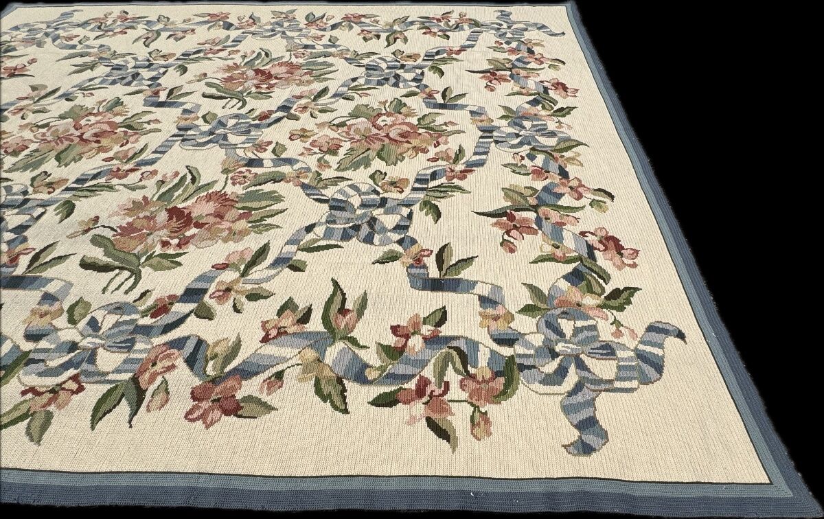 French carpet in petit point 374x320 cm