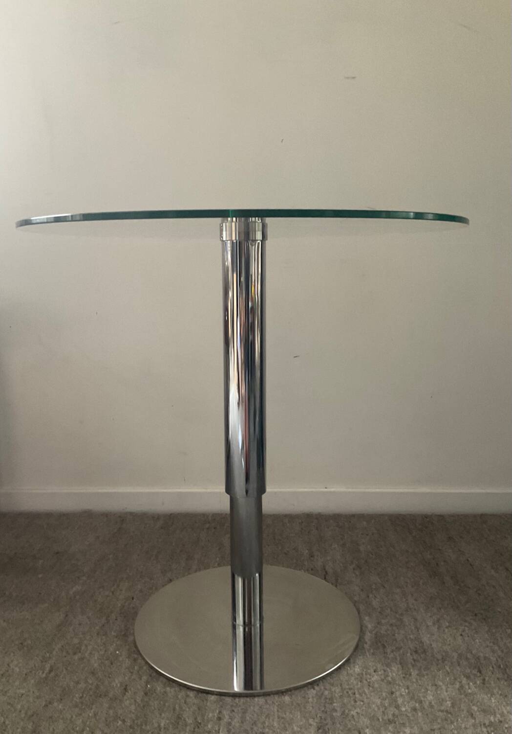 Design coffee table up and down