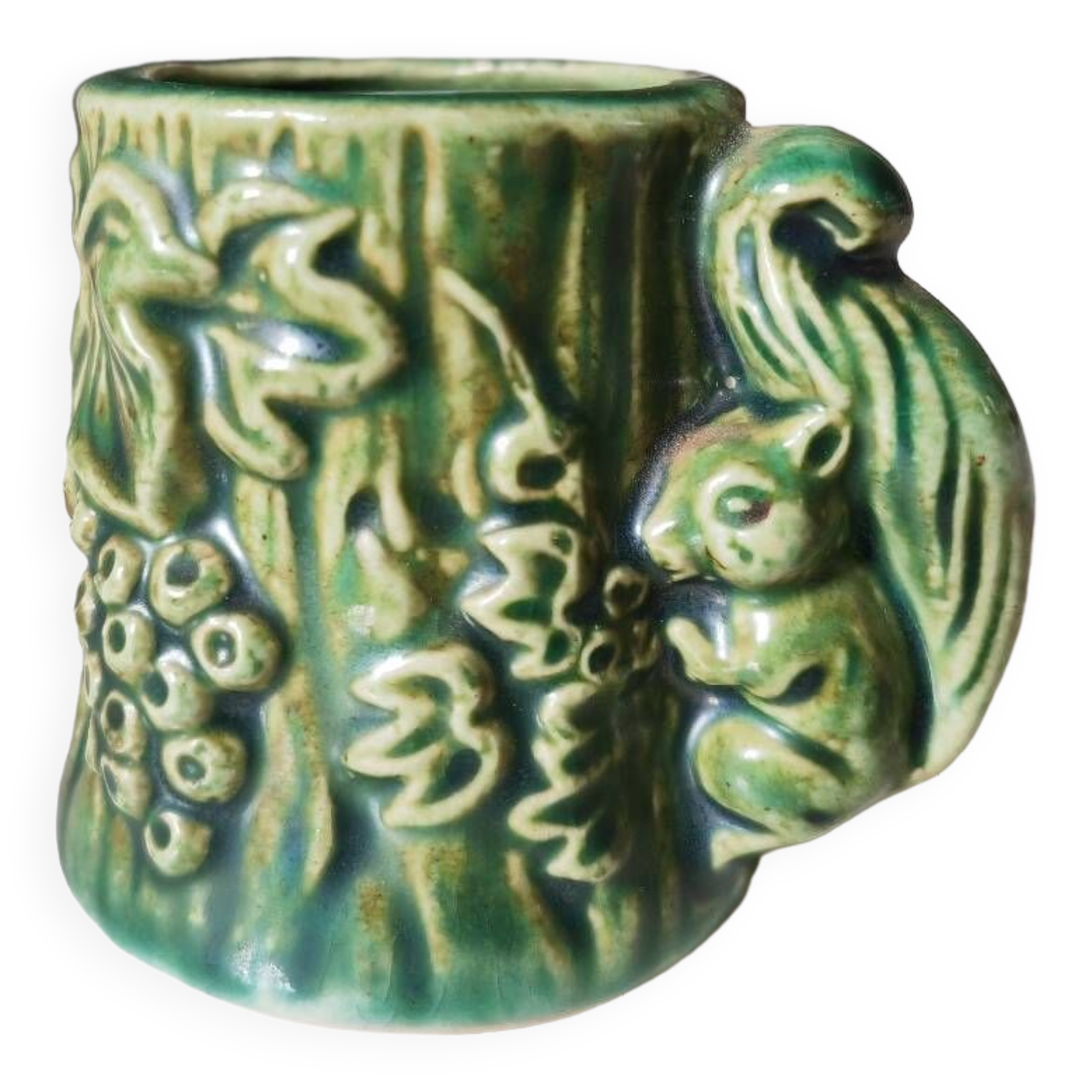 Squirrel slip vase