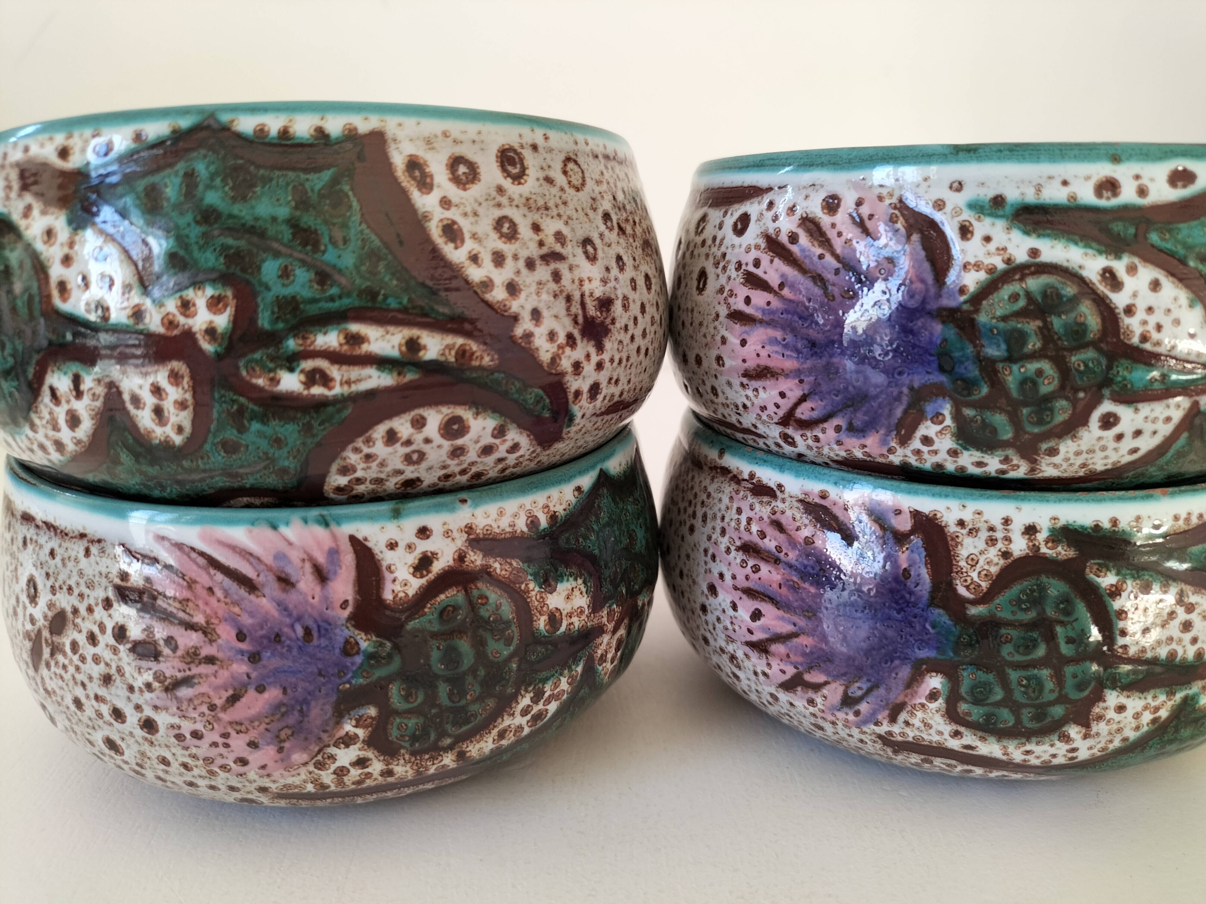 Ensemble de 4 coupelles décor main chardon - années 1970