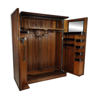 Art Deco Compacton Gentleman’s Wardrobe – 1920