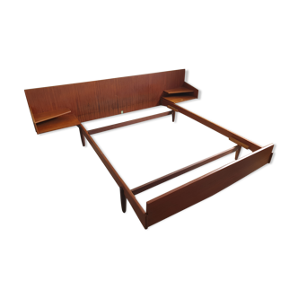 Scandinavian bed
