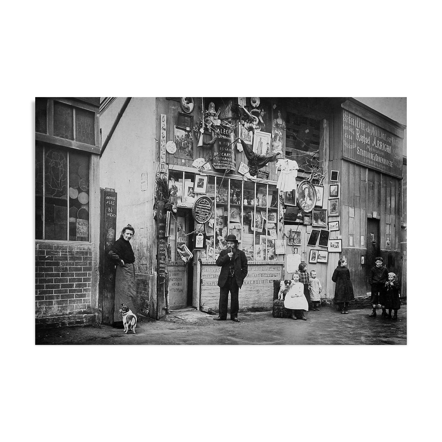 Photography, "The Flea Market of Saint-Ouen", 1921 / Large-format: 20 x 30 cm
