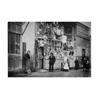 Photography, "The Flea Market of Saint-Ouen", 1921 / Large-format: 20 x 30 cm