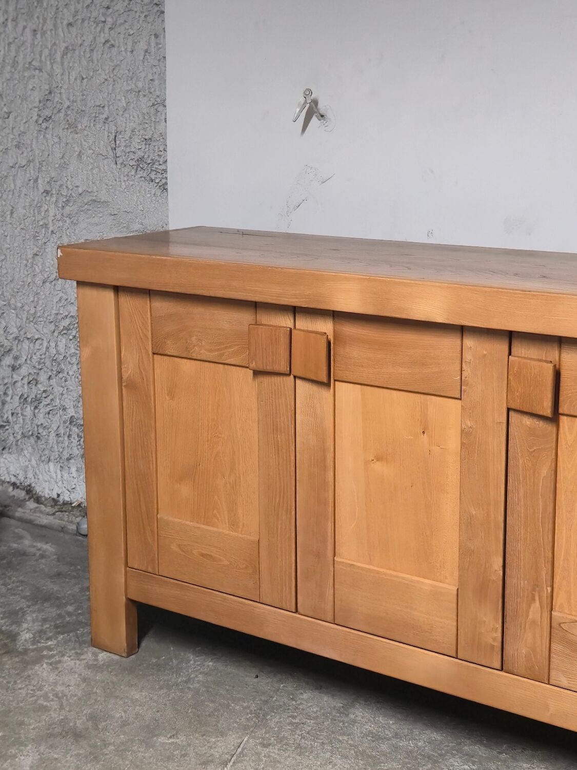 Home buffet in elm wood
