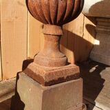 Pair of Medici vases