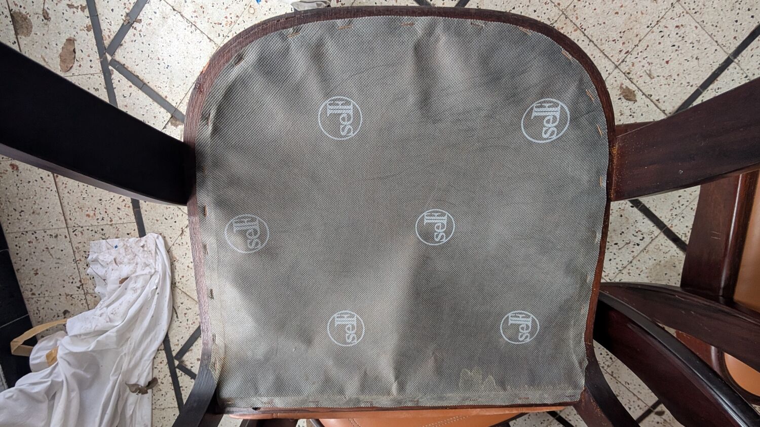 Baumann gondola chairs