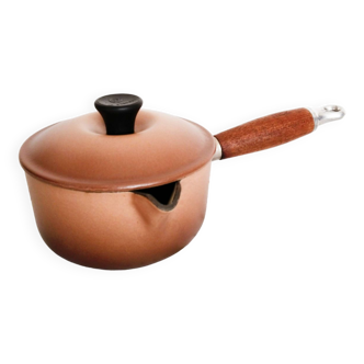 Casserole Le Creuset en fonte et teck, avec couvercle, années 40