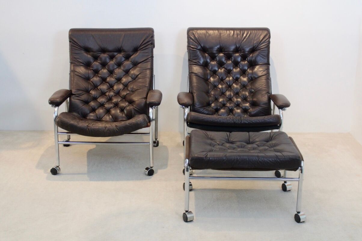 Paire de fauteuils 'bore' en cuir Noboru Nakamura avec pouf, années 1970