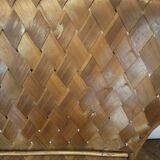 Chestnut striped bench