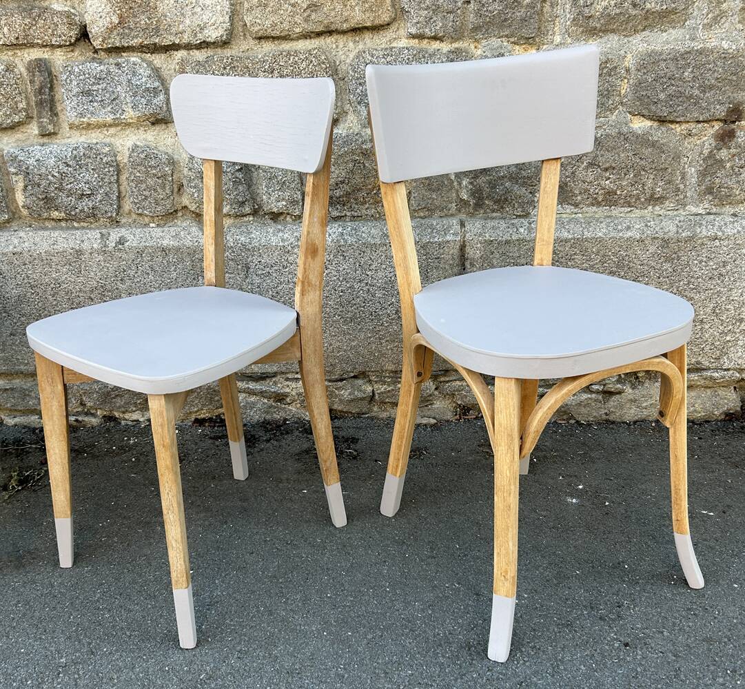 set of modernised vintage chairs – The Scandinavian elegance of the 1950s