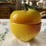 Slurry jar in the shape of an apple
