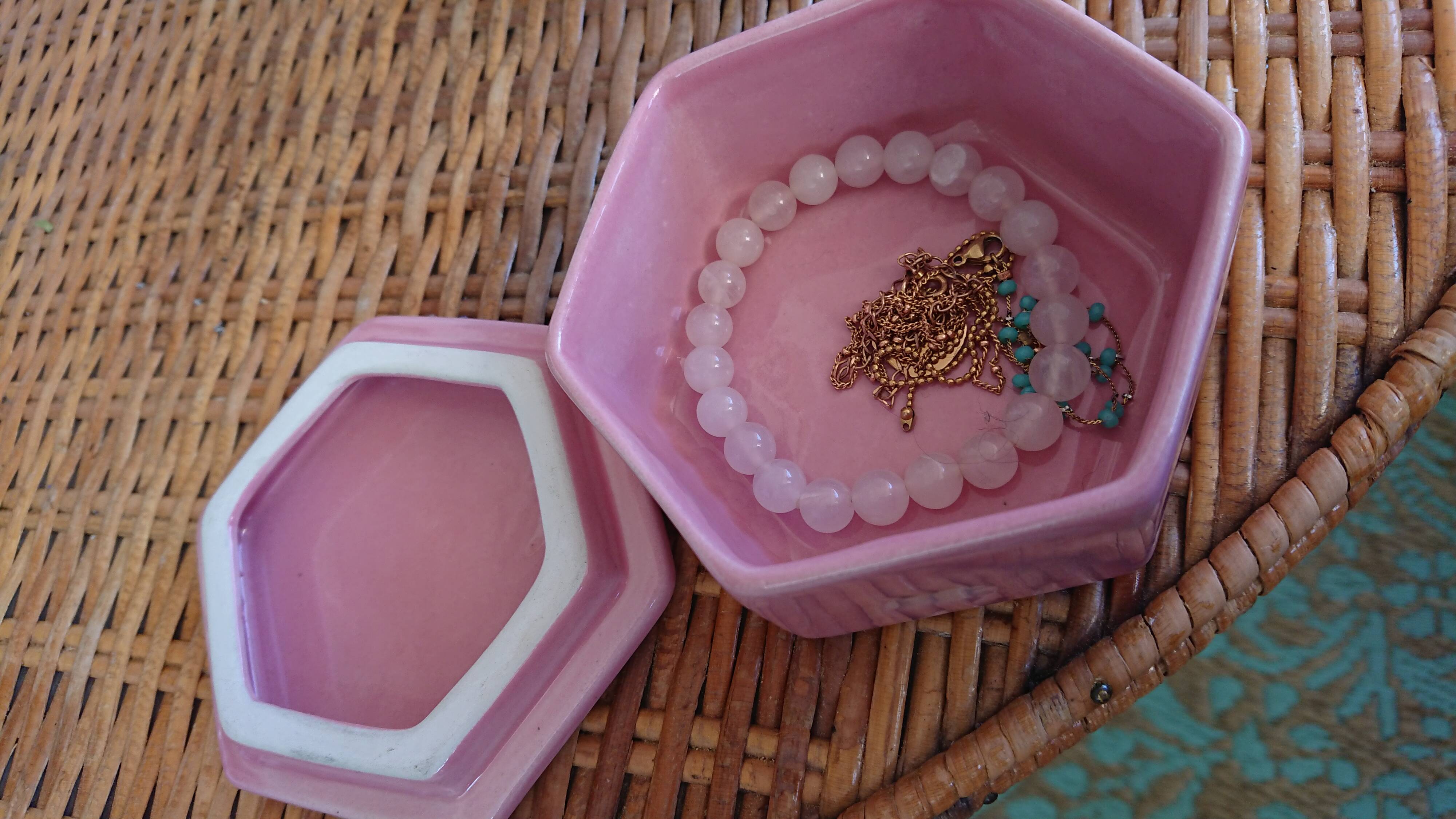 Pink porcelain jewelry box