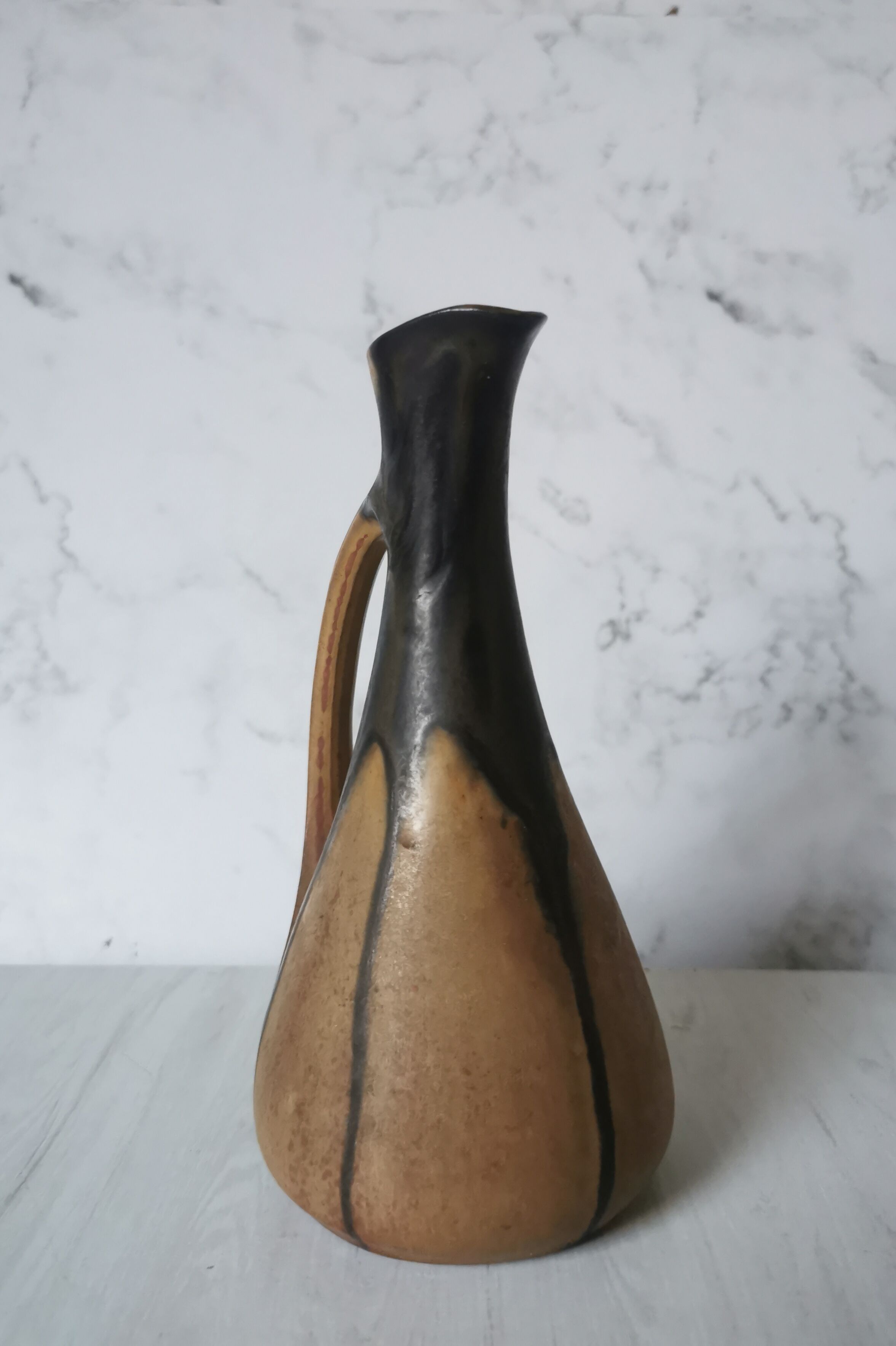 Flammé sandstone pitcher denbac