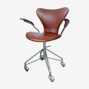 Chaise de bureau 3217 en cuir Arne Jacobsen pour Fritz Hansen, Danemark 1950-1960, Série 7