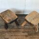Paire de tabourets brutaliste tripode desgin brut