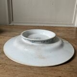 Dish on foot, Creil and Montereau 2