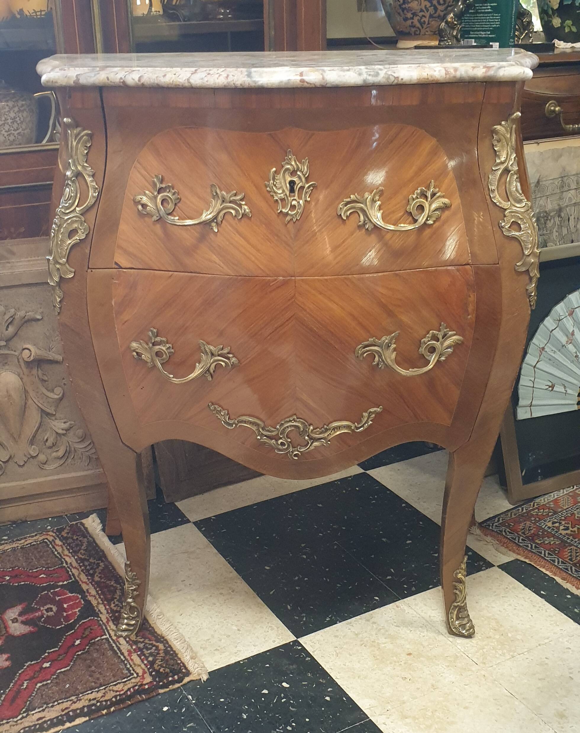 Louis XV style curved commode in rosewood