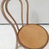 Lot of 6 curved wooden chairs type bistro