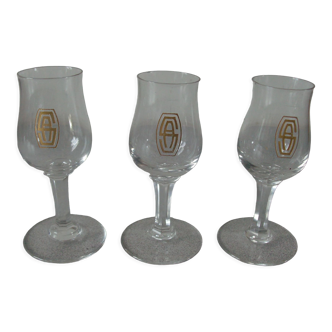 Lot de 3 anciens verres en cristal monogramme en creux SA or 10,5 cm