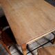 Table en bois vintage