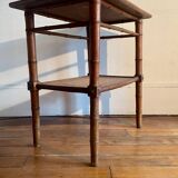Table d’appoint en bois simulant le bambou d’époque colonial
