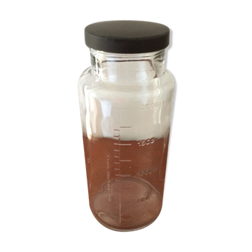 Large graduated laboratory jar 2000 cc