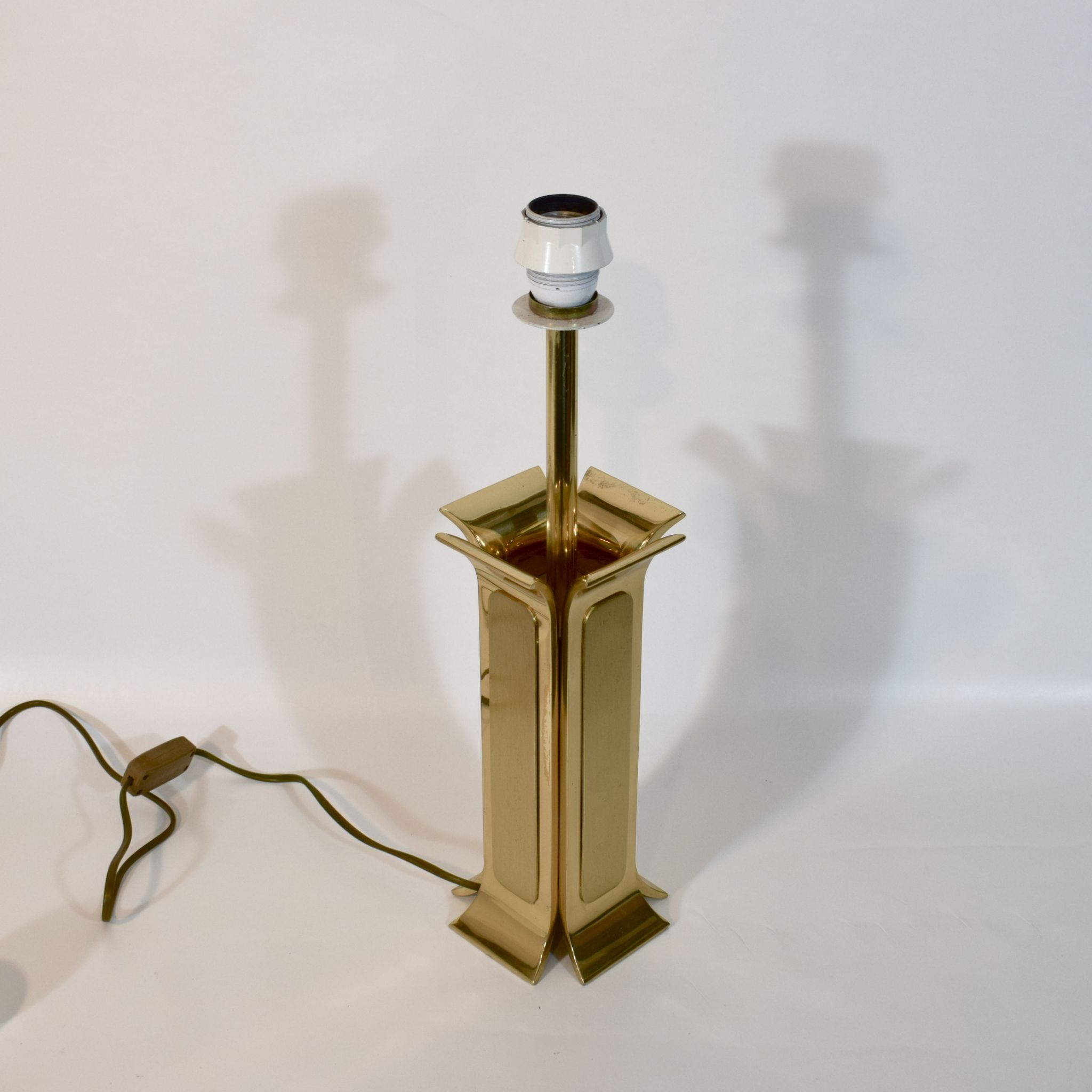 Lampe vintage en laiton massif design 1970 - 80