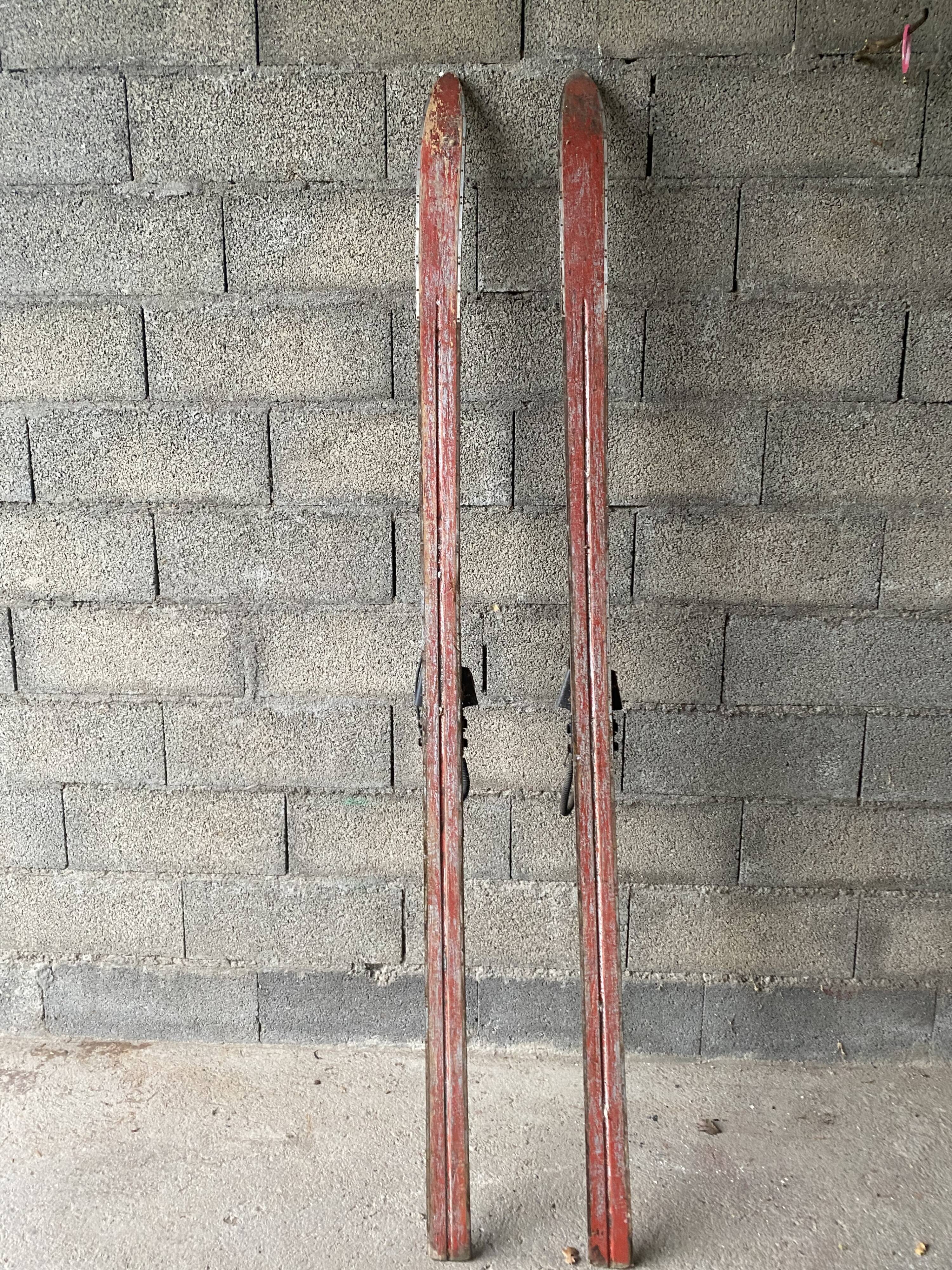 Old wooden skis