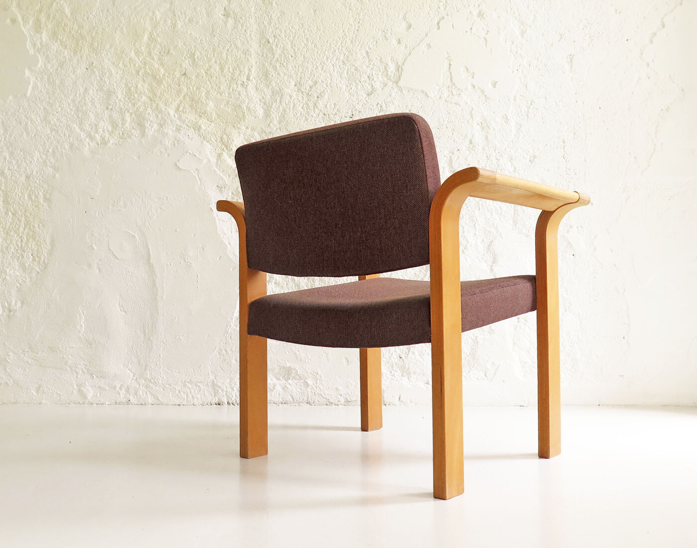 Fauteuil bas danois, années 1970