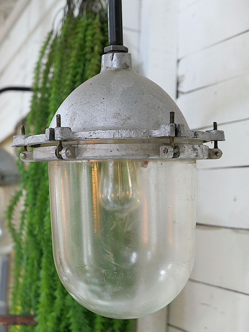 Apply court lamp collar of industrial metal swan