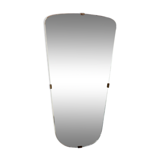 Free-form engraved mirror