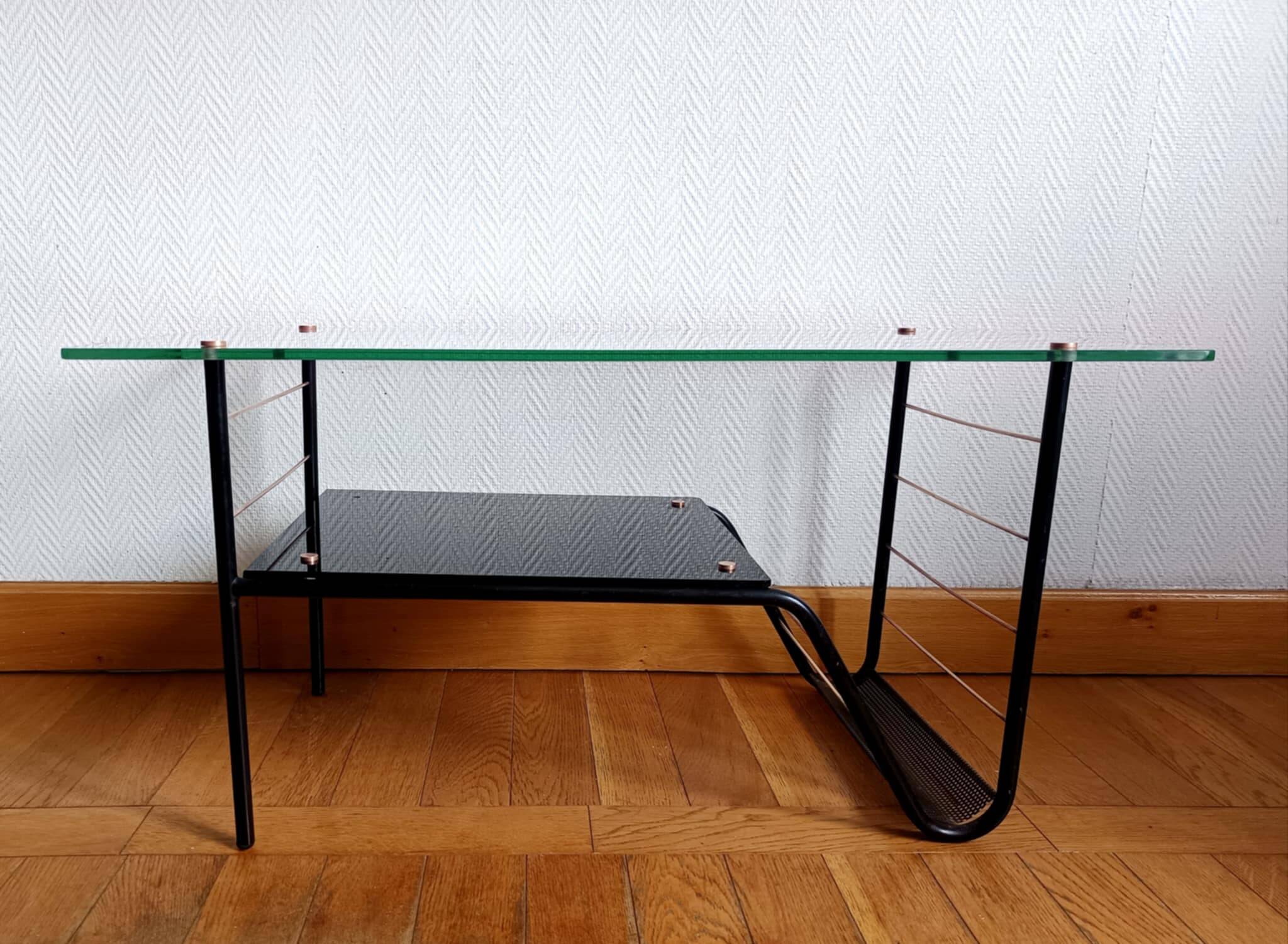 Coffee table by Pierre Guariche for Airborne 1960