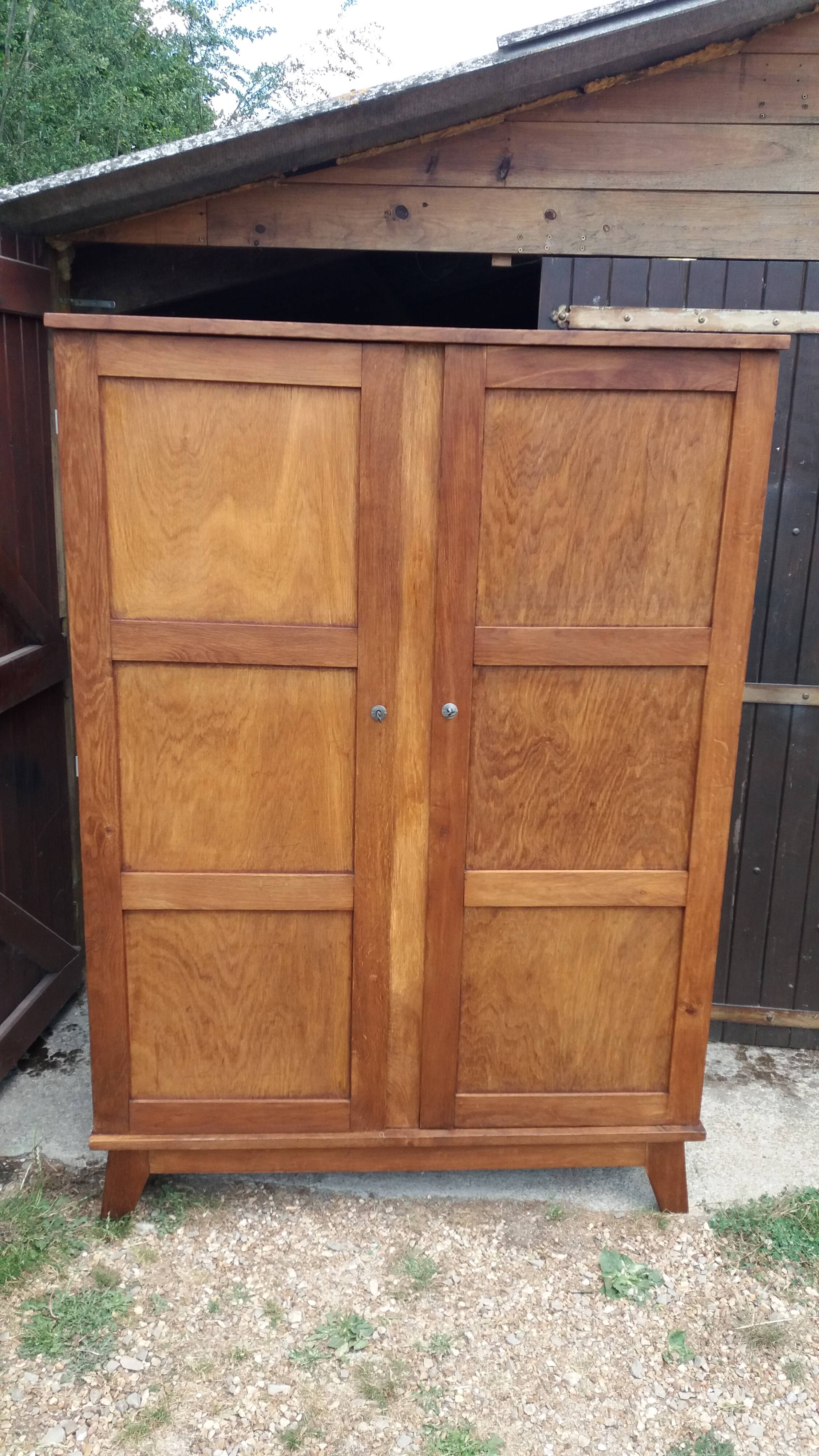 René Gabriel wardrobe