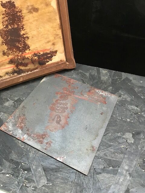 Retro enamelled plate